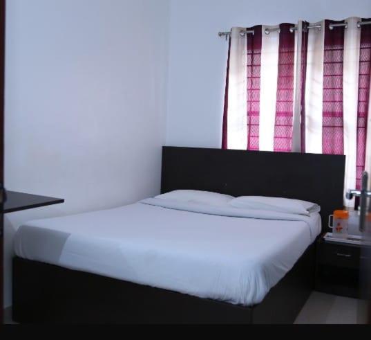 Manjunatha Residency Chikmagalūr Zewnętrze zdjęcie